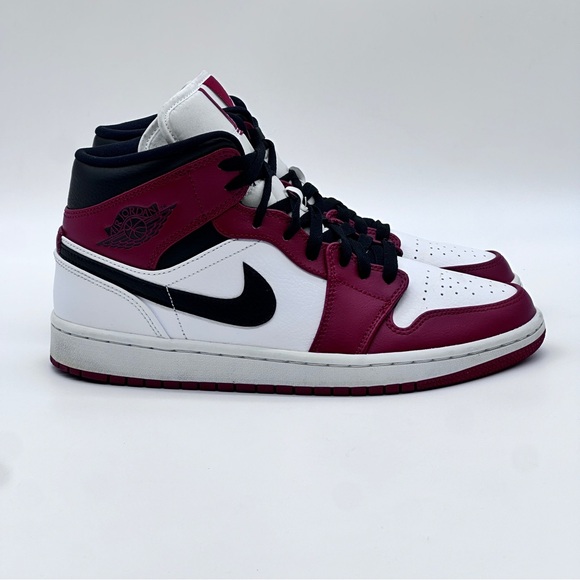 Jordan Mid Chicago Size